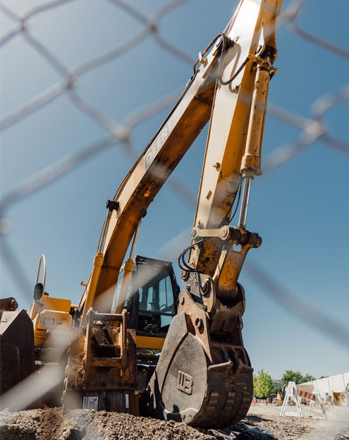 Johnny B'z excavator for demolition and land clearing